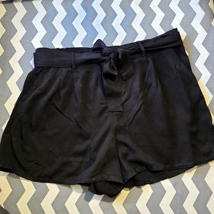 Old Navy Mid-Rise Soft Woven